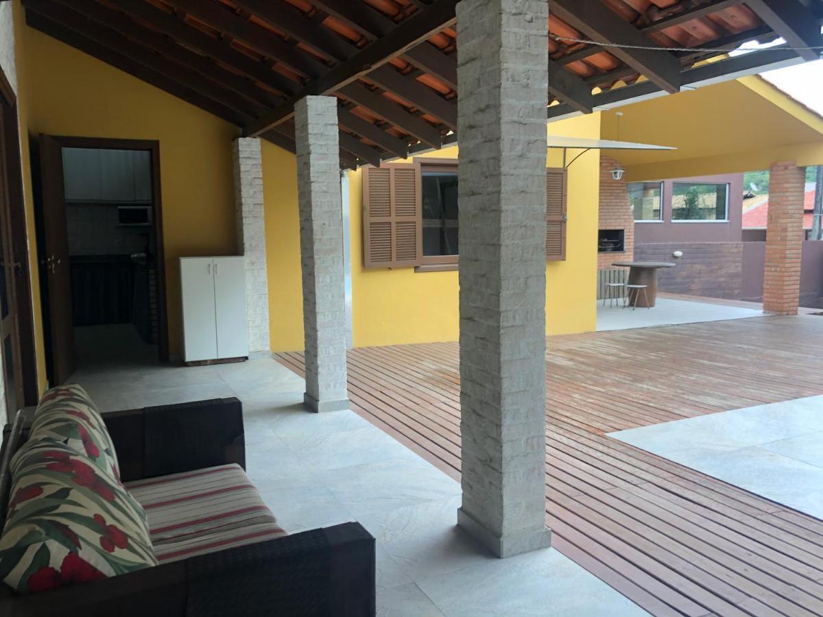 Linda Casa Com Piscina Em Bombinhas, Espaco Inteiro מראה חיצוני תמונה
